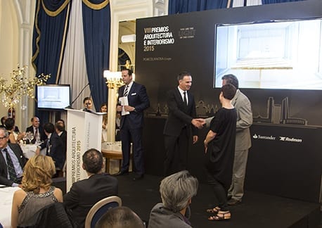 Ramón Esteve recibe un Premio Porcelanosa 1 VIII Premios Porcelanosa_int