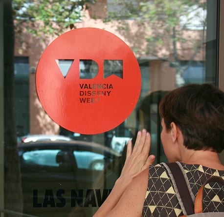 La Valencia Disseny Week cumple una década 1 puerta vinilo int